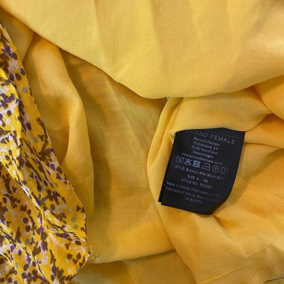 Second Female Copenhagen Floral Tiered Midi Skirt - Picture 6 of 8